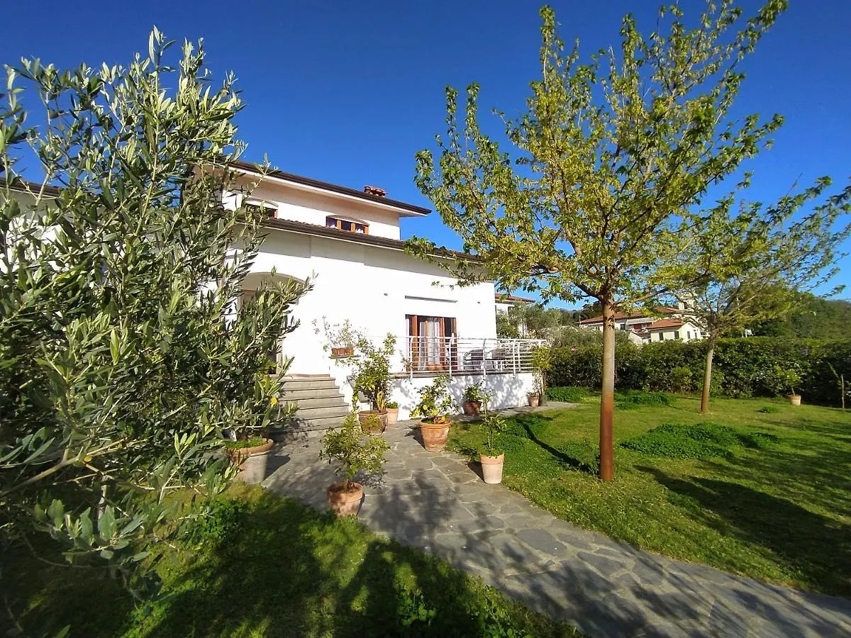 Villa La Bouganville Camaiore